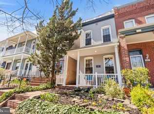 557 15th St SE, Washington, DC 20003