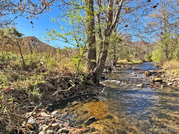 10705 State Highway 209, Hot Springs, NC 28743