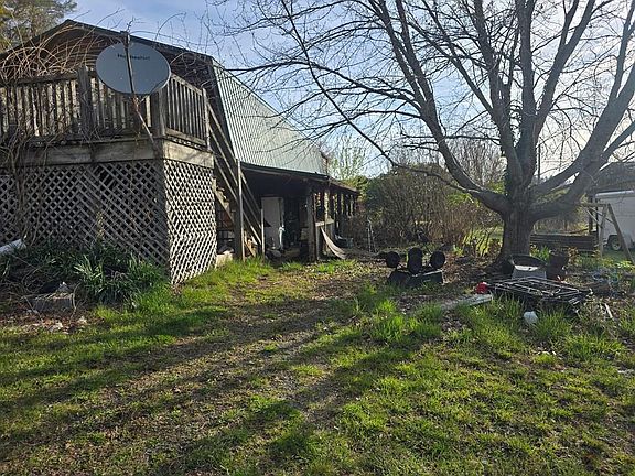 2nd image of 586 Monorat Rd