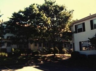 25 Padanaram Rd #15, Danbury, CT 06810