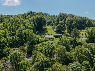 158 Robbins Ln, Mount Vernon, KY 40456