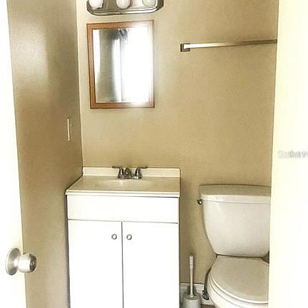 5th image of 4133 DOLPHIN DRIVE #4133