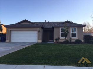 11719 Sagebrush Ave, Bakersfield, CA 93312