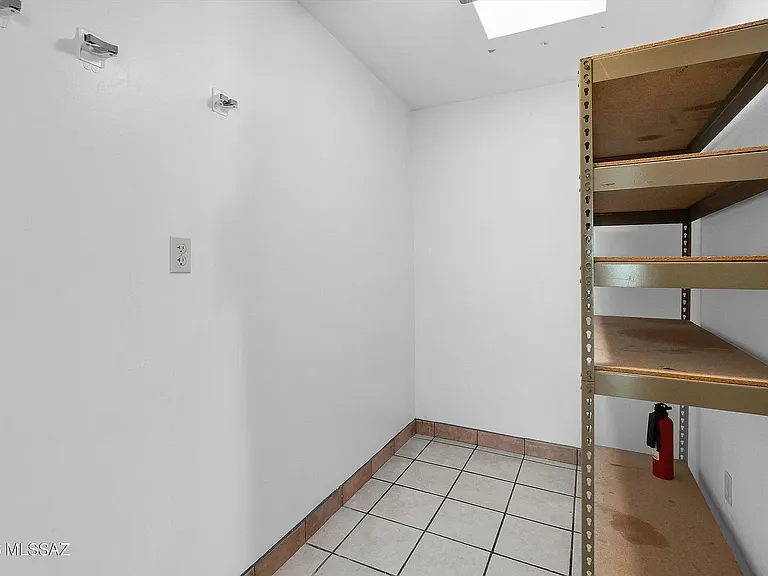 7931 E Malvern Pl — Photo 13