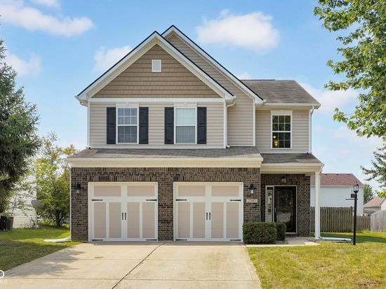 2397 Shadow Ct, Columbus, IN 47201