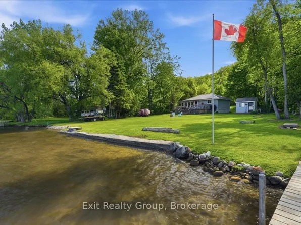14 Cedar Ln, Quinte West, ON K0K 2C0
