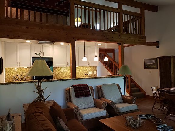 4th image of 121 Juniper South Lake Creek Dr #1-3855