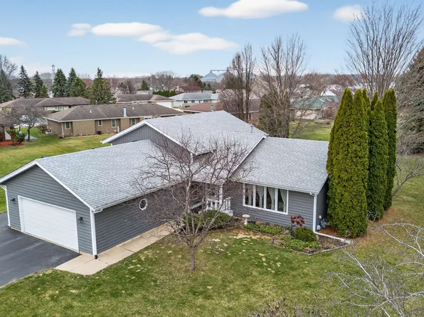 4015 Kindlewood Trl, Cherry Valley, IL 61016