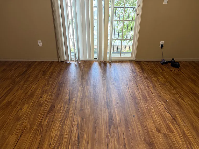 720 N Lindell Ave — Photo 30