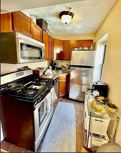 10 Hull St #4 — Photo 8