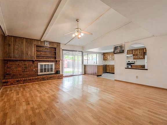 4th image of 2933 High Plateau Dr