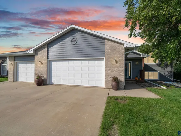6904 W 66th St, Sioux Falls, SD 57106