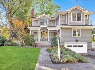 6 Reid Ave, Port Washington, NY 11050