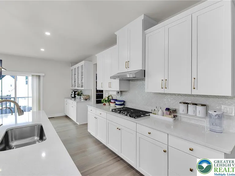 8548 Lafayette Ln — Photo 24