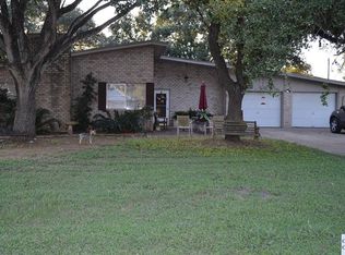 154 Indian Trl, Seguin, TX 78155