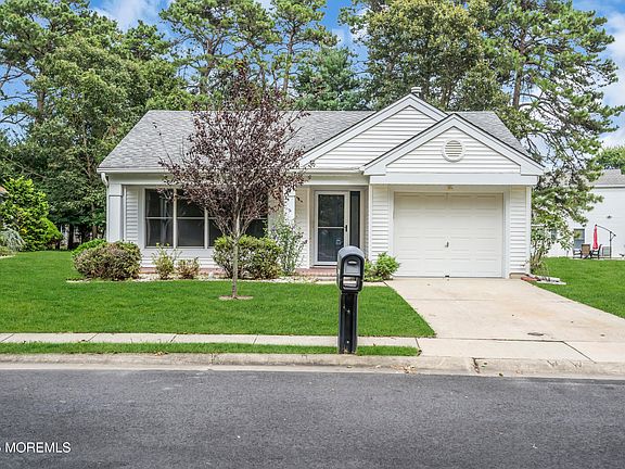4th image of 2299 Kira Court