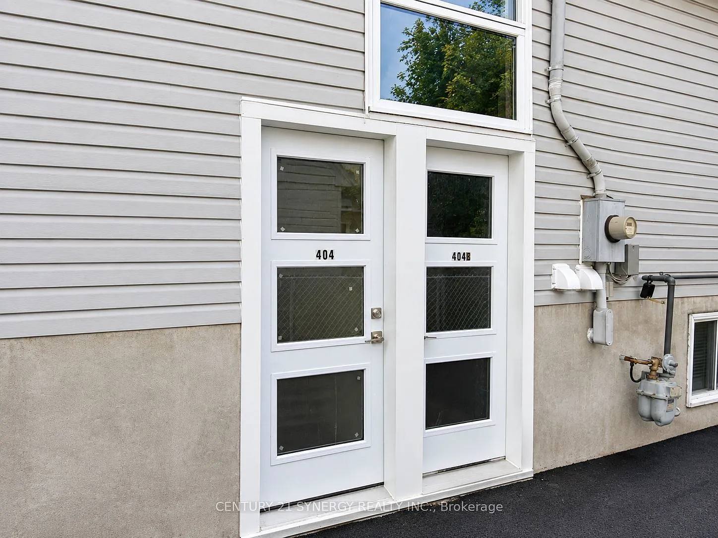 2 bed, $2,150 — Photo 2