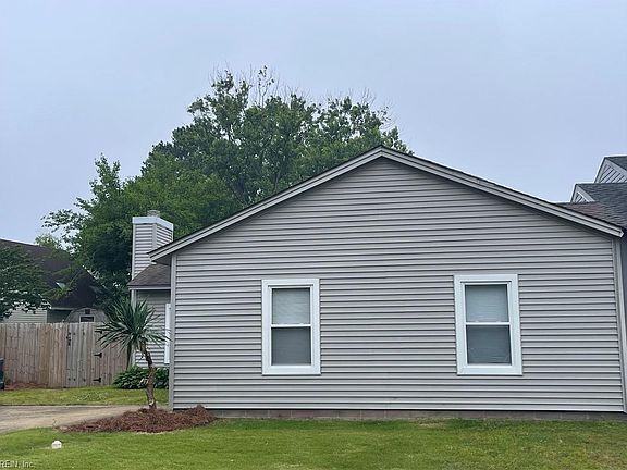2nd image of 5615 Brandon Blvd