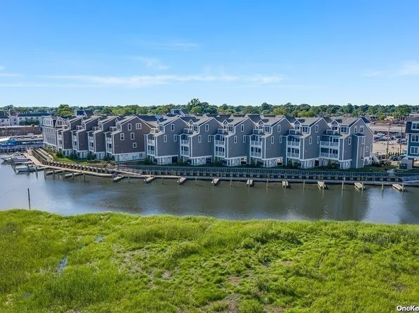 621 Marina Pointe Drive #621, East Rockaway, NY 11518