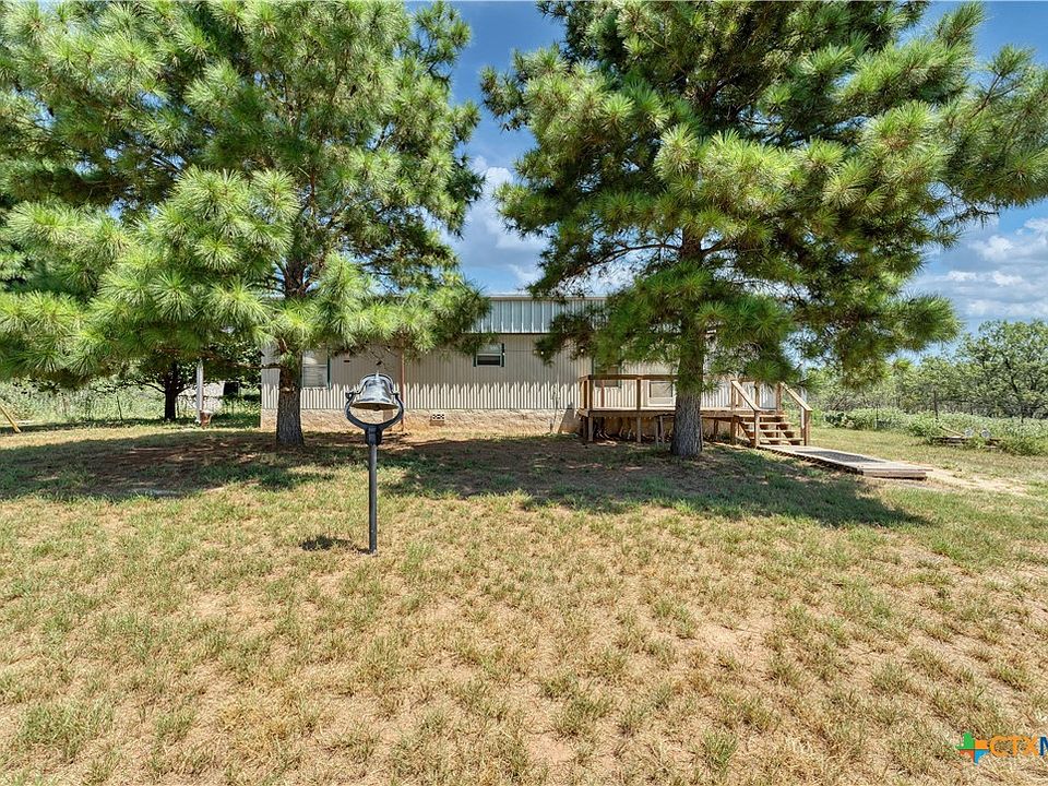 1st image of 700 Cannon Ln