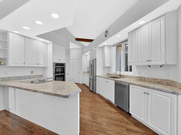 2106 E Connor Park Cv, Salt Lake City, UT 84109