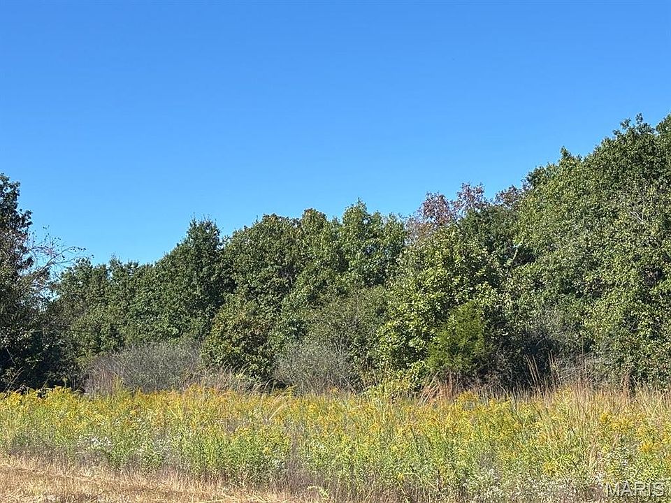 1st image of 15 Olivia Ln