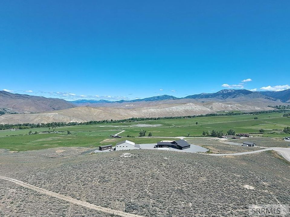 1st image of Black Hawk Dr