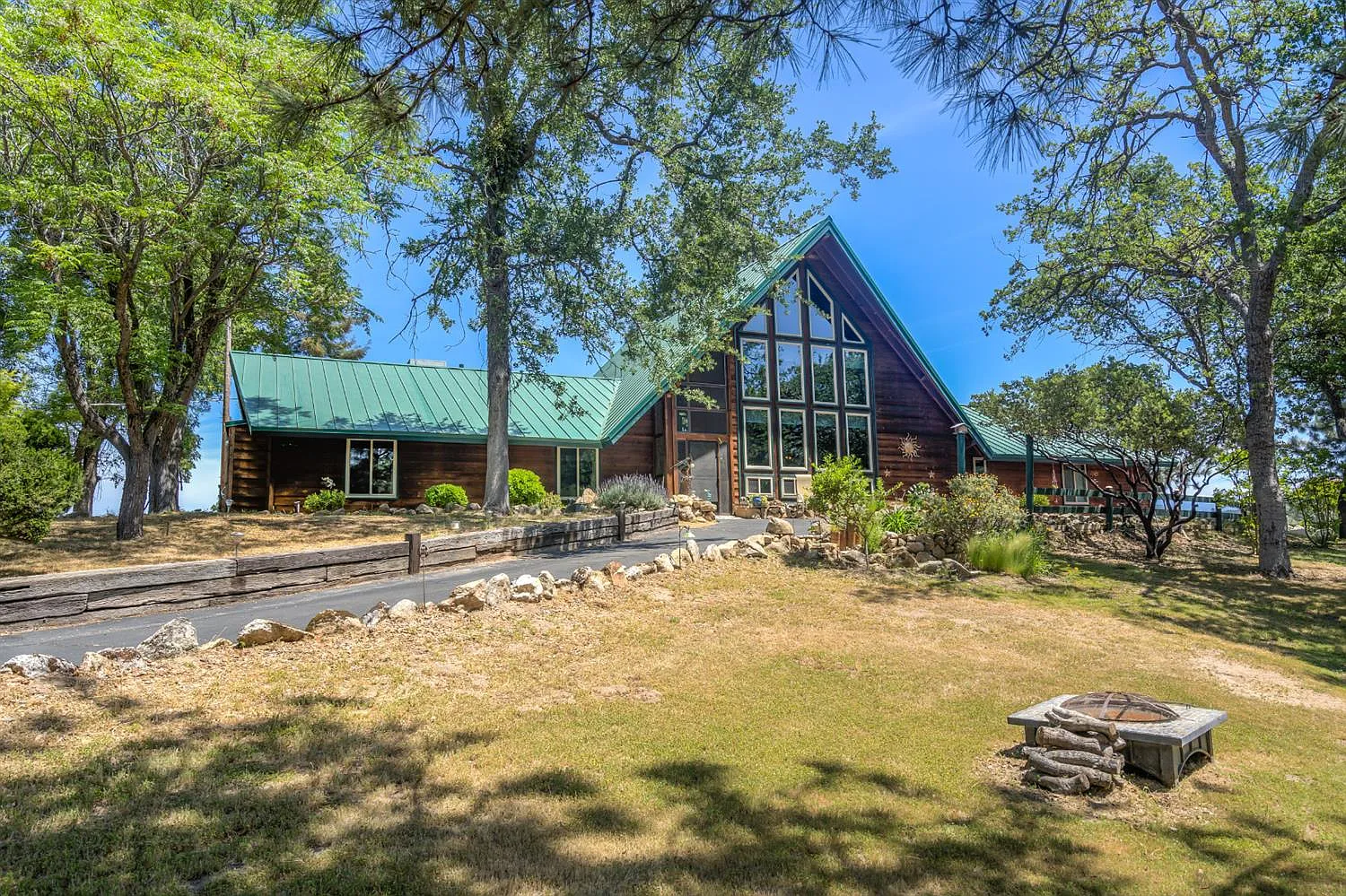 31331 Hogans Mountain Rd photo 1