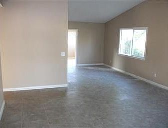 5th image of 16433 Harvey Dr