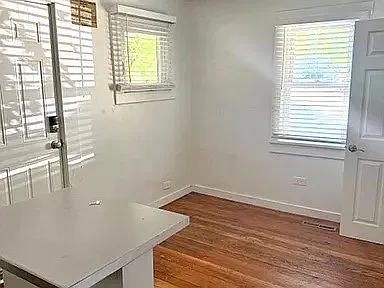 2 bed, $2,575 — Photo 4