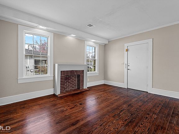 5th image of 323 Butler Rd