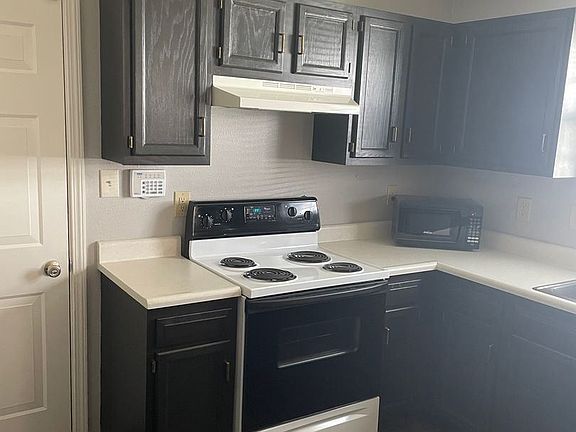 5th image of 5110 Sandy Forge Dr