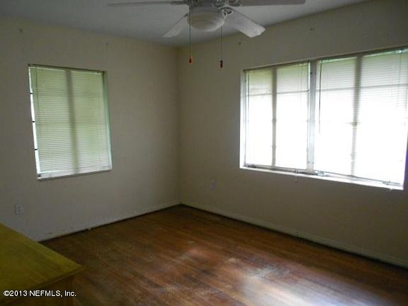 5th image of 213 Church Street N