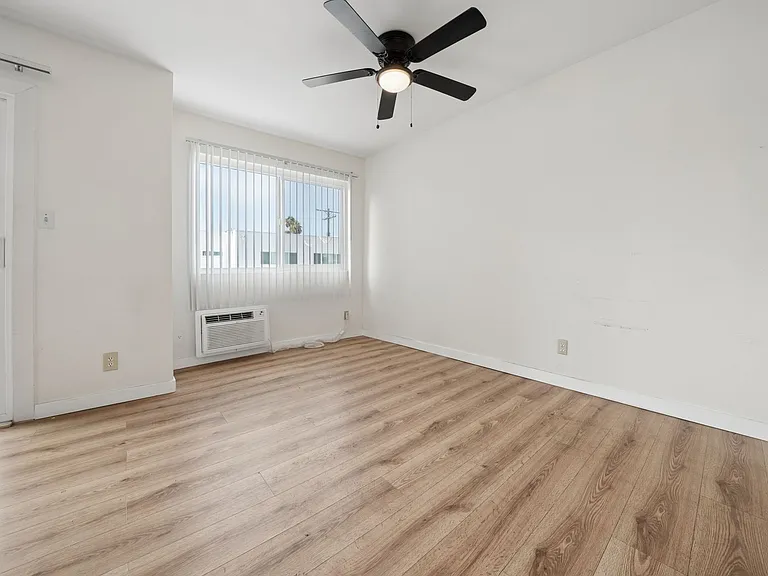 16900 Parthenia St #8625 — Photo 52