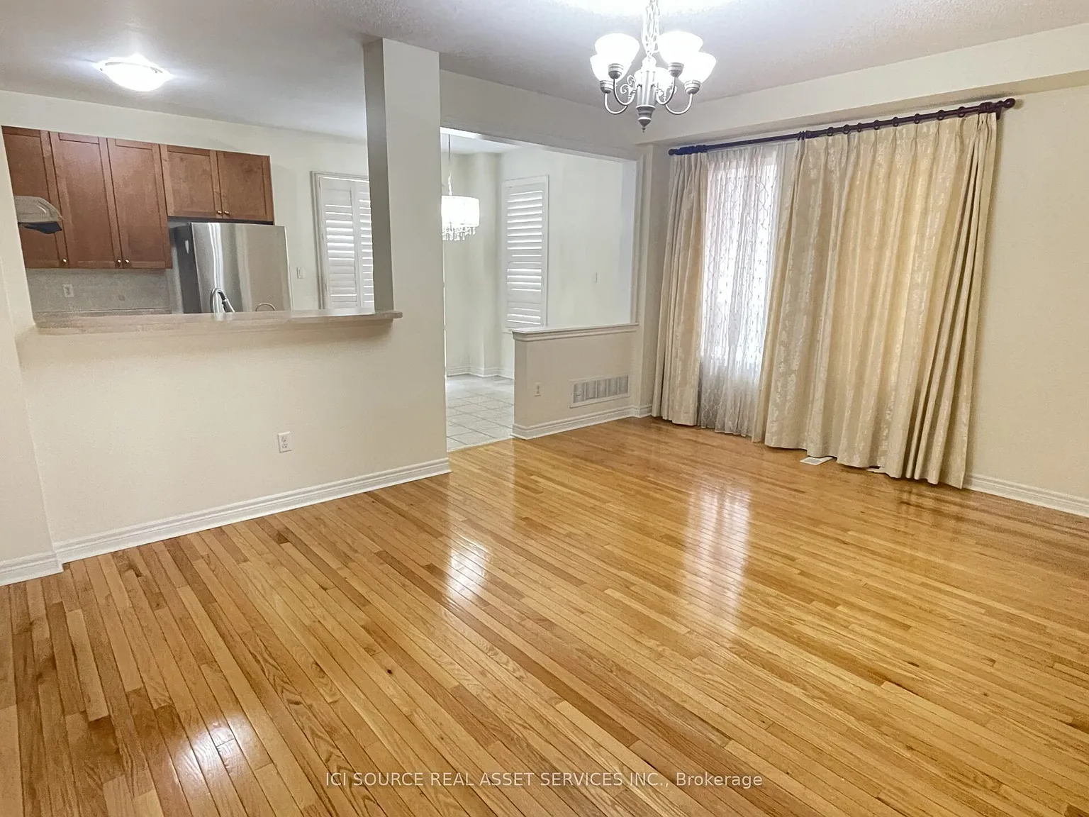 3 bed, $3,300 — Photo 3
