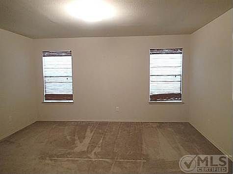3rd image of 600 Tradewind Dr