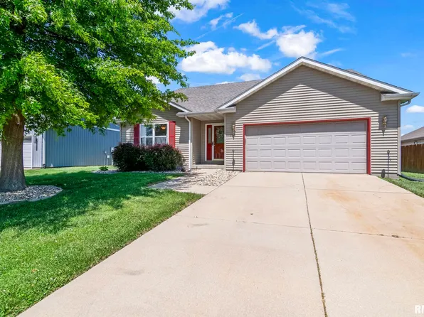 2721 Carl Prairie Dr, Springfield, IL 62703