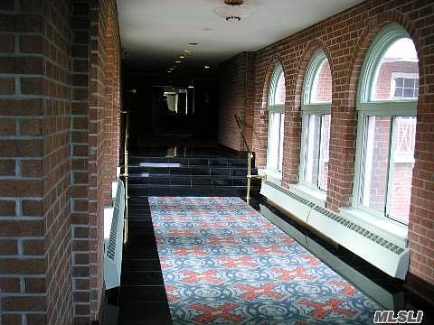 2nd image of 300 Edwards St APT 3JE