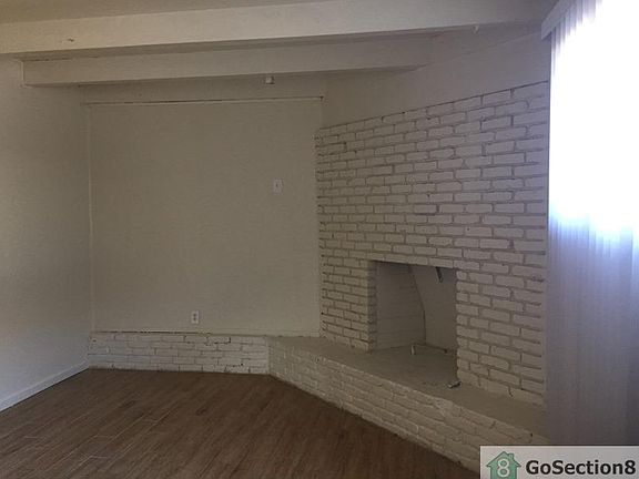 5th image of 3647 W 104th St APT 2