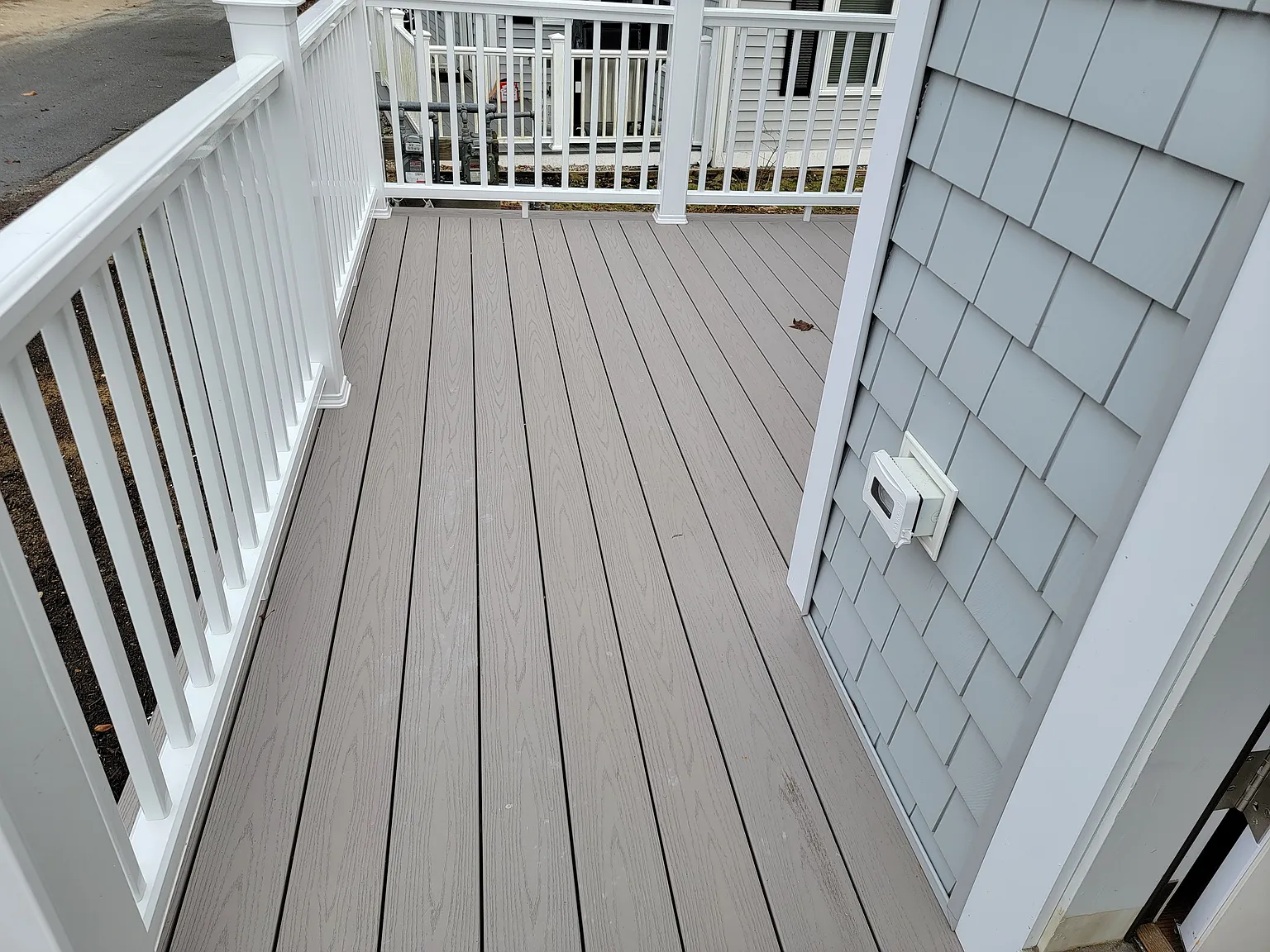 2 bed, 600 sqft, $2,400 — Photo 3