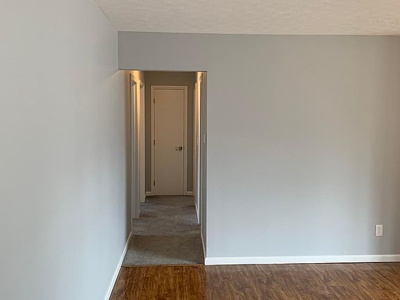 4th image of 301 Northland Dr