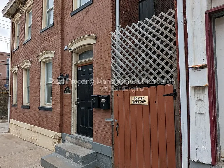 42 Van Braam St #2 — Photo 23