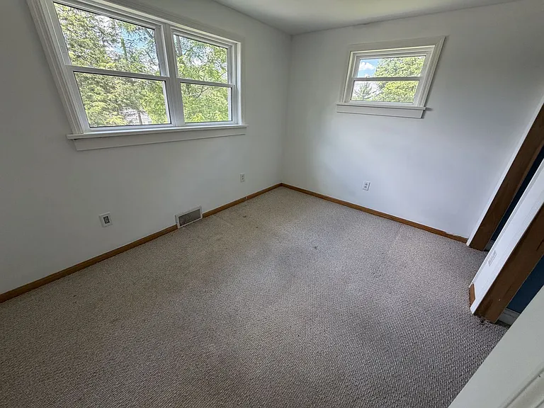 1016 Old Washington Rd — Photo 14
