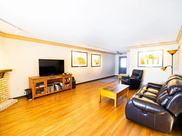 6728 County Road 15 W, Minot, ND 58703