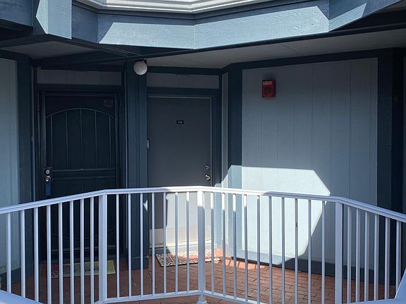 4th image of 3761 Atrium Dr