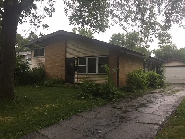 344 Winnebago St photo 1