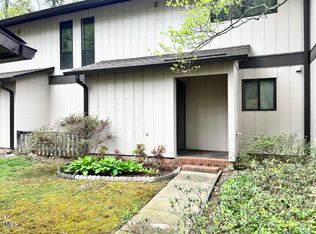 3935 Wendy Ln, Raleigh, NC 27606