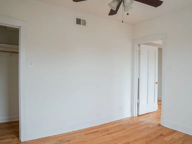 3836 W Lawrence Ave #304 — Photo 10