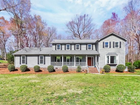 3500 Oxbow Ct, Matthews, NC 28105