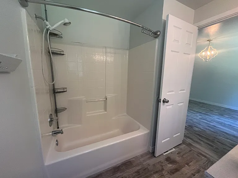 main suite bathroom